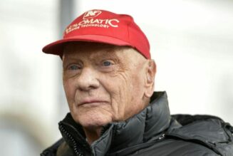 Huyền thoại làng đua xe F1 – Niki Lauda đã qua đời