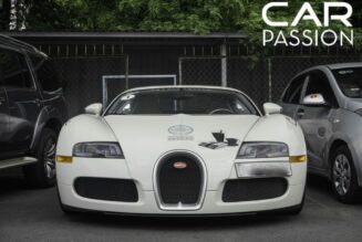 Bắt gặp Bugatti Veyron 16.4 độc nhất Việt Nam dạo phố