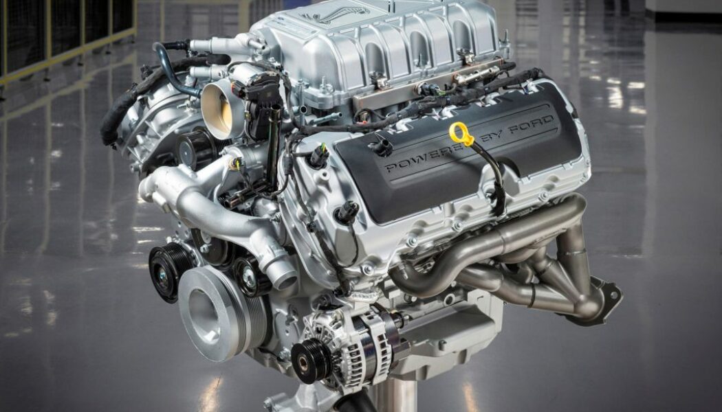 Ford giới thiệu động cơ mạnh 760 mã lực của Shelby GT500 2020