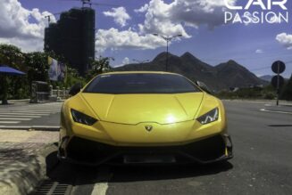 Lamborghini Huracan màu vàng rực rỡ dưới nắng sau thời gian dài “phủ bụi”