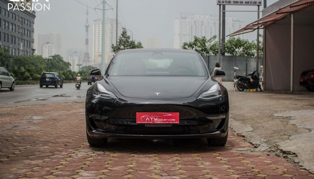 Khám phá xe điện Tesla Model 3 tại Hà Nội