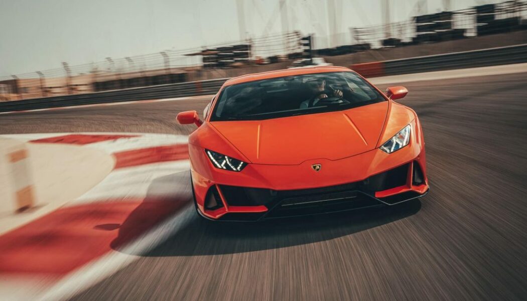 Bất ngờ trước giá bán những tùy chọn đẳng cấp của siêu xe Lamborghini