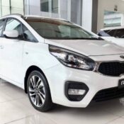 Kia Rondo tại Việt Nam thêm phiên bản Standard MT giá chỉ 585 triệu đồng