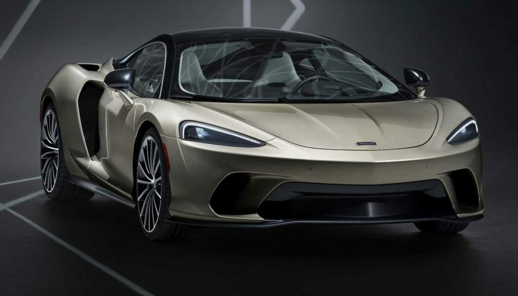 Chọn siêu xe dành cho những chuyến đi xa, Ferrari Roma hay McLaren GT