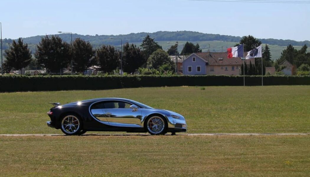 Bugatti Chiron La Mer Argentée tái xuất trên đường phố với vẻ ngoài độc đáo
