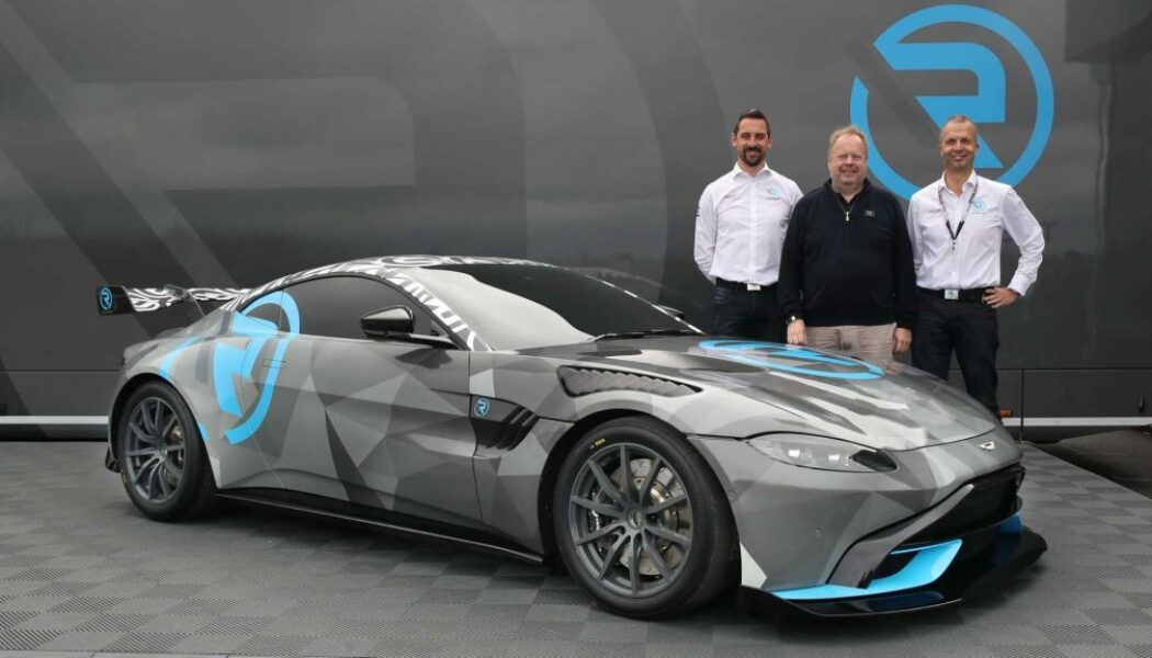 Aston Martin ra mắt giải đua riêng dành cho Vantage
