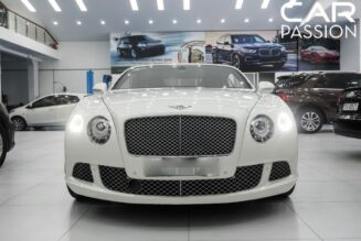 Khám phá chi tiết Bentley Continental GTC W12 Mulliner tại Sài Gòn