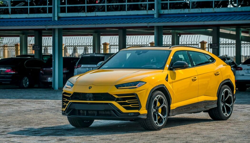 Lamborghini Urus chính hãng thứ 3 cập cảng Việt Nam