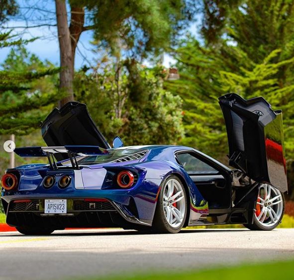 this-ford-gt-has-100000-mystichrome-paint-looks-like-a-chameleon_3.jpg