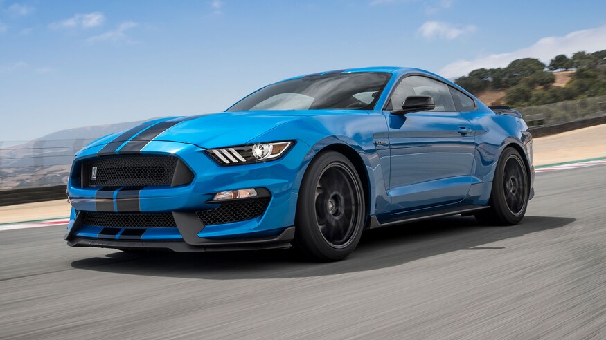 2019-Ford-Shelby-GT350-Mustang-front-three-quarter-in-motion-2.jpg