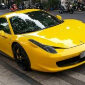 Ferrari 458 Italia – Vẻ đẹp không tuổi giữa lòng Hà Nội