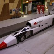 BloodHound LSR kì vọng đạt tốc độ 804km/h trong lần chạy thử tại Nam Phi