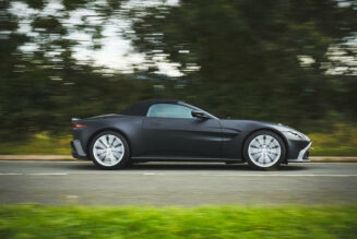 Aston Martin Vantage Roadster lộ ảnh – ra mắt cuối năm nay