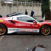 Chiêm ngưỡng Ferrari 488 Pista Spider trong màu áo xe đua huyền thoại