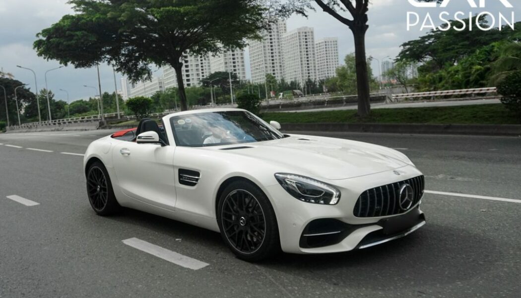 Siêu xe hàng hiếm Mercedes-AMG GT Roadster duy nhất tại Việt Nam tái xuất đường phố