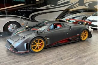 Pagani Huayra Imola thứ 2 lộ diện