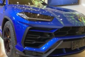 Lộ diện Lamborghini Urus thứ năm tại Việt Nam với màu sơn lạ mắt