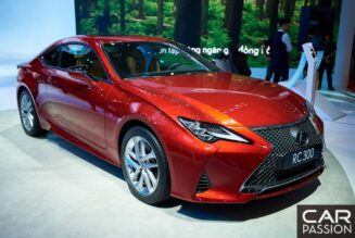 [VMS 2019] Lexus RC 300 đỏ Radiant giá 3,3 tỷ đồng