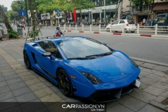 Lamborghini Gallardo LP570-4 Superleggera thay “áo” mới đón Tết