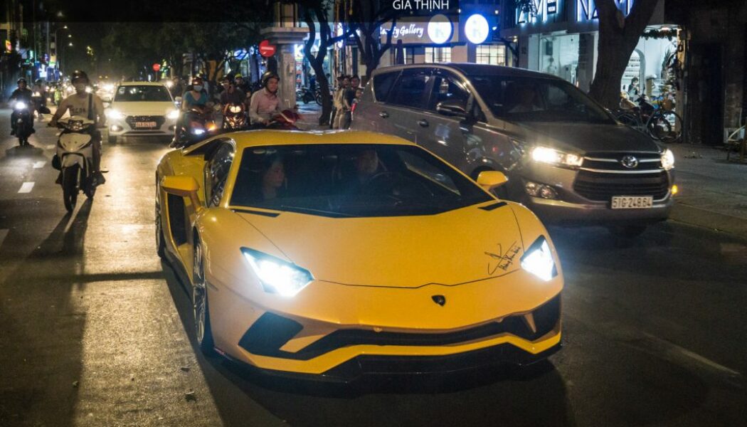 Lamborghini Aventador S độc nhất Việt Nam được nâng cấp với gói độ đắt giá