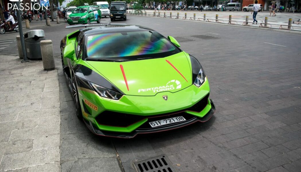 Lamborghini Huracan với gói độ RevoZport Razmig tái xuất sau thời gian dài vắng bóng