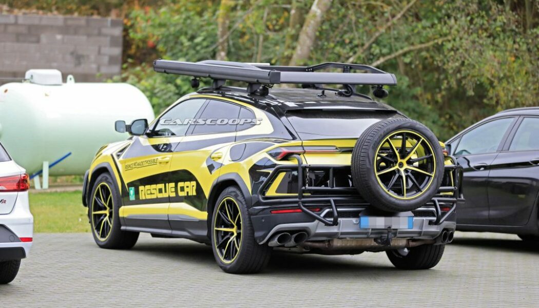 Lamborghini Urus lạ lẫm với các trang bị của xe “phượt”