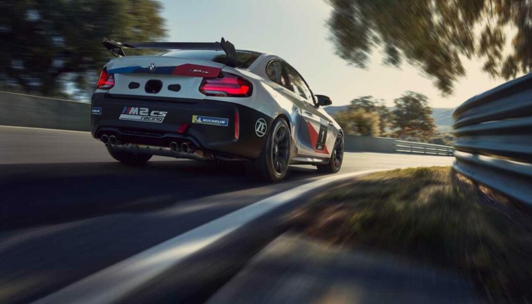BMW ra mắt M2 CS Racing bản đua