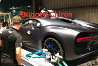 Bugatti Chiron thứ 2 cập bến Campuchia trong đêm