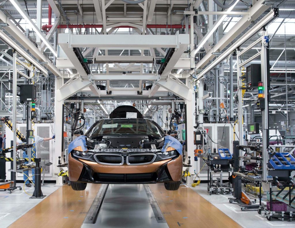 BMW-i8-Roadster-production-at-Leipzig-plant-3-1024x793.jpg