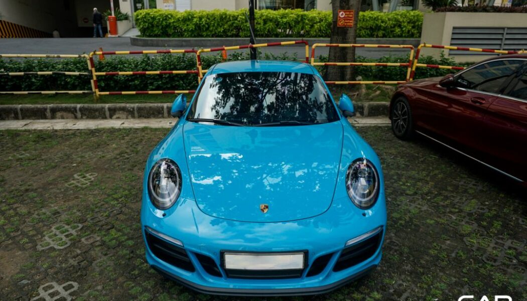 Đã mắt với vẻ đẹp của Porsche 911 Carrera GTS màu xanh Miami Blue tại Sài Gòn