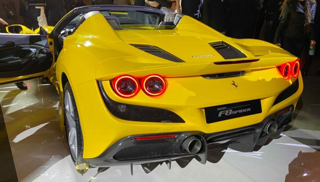 Ferrari F8 Spider ra mắt thị trường Mỹ