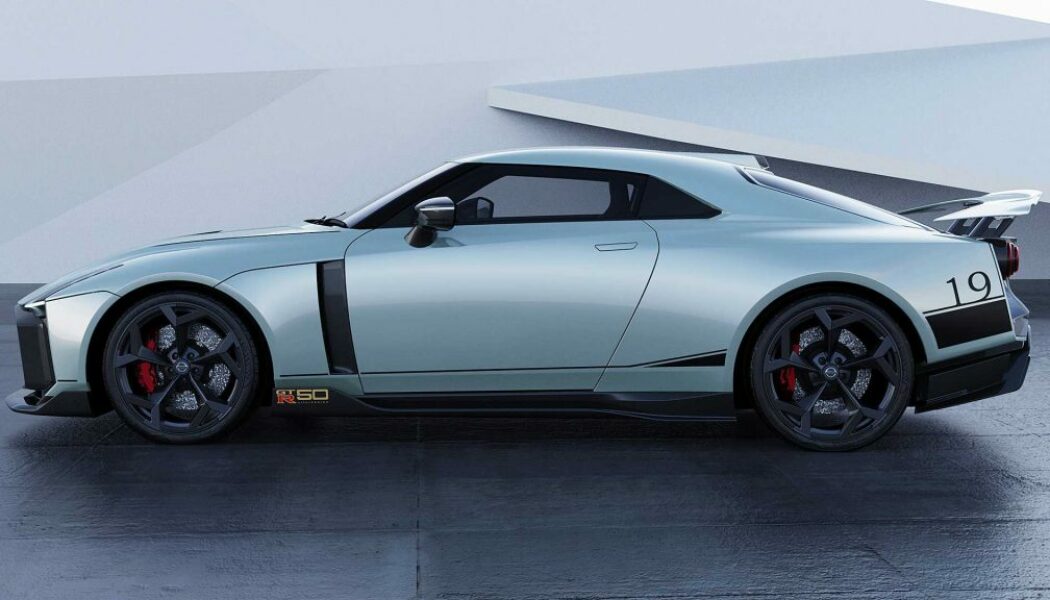 Nissan GT-R50 sẽ chính thức được bán ra vào năm sau