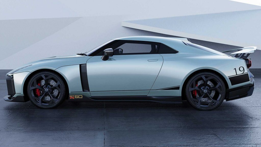 Nissan GT-R50 sẽ chính thức được bán ra vào năm sau