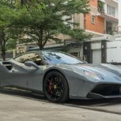 Ferrari 488 GTB độ SVR độc nhất Việt Nam thay áo mới đón Tết