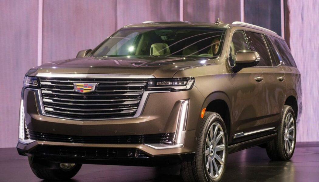 Cadillac Escalade 2021 hoàn toàn mới – lột xác toàn diện