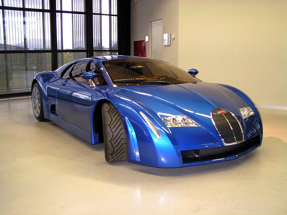 Bugatti_Veyron_-_panoramio_1.jpg