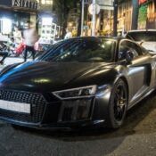 Nhìn lại những bộ áo ấn tượng trên chiếc Audi R8 V10 Plus “chăm” đổi màu nhất Việt Nam