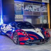 Pagani Huayra tái xuất đường phố Sài Gòn với bộ áo đầy ấn tượng