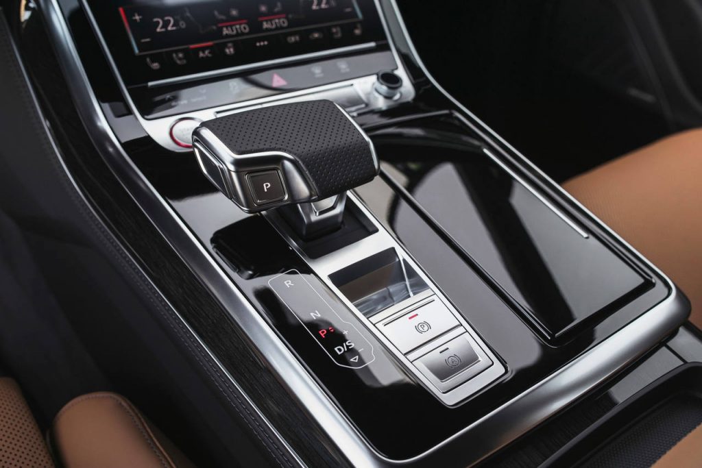 2020-Audi-RS-Q8-39-1024x683.jpg