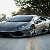 Sắp có Lamborghini Huracan đầu tiên trên thế giới dùng hộp số sàn !