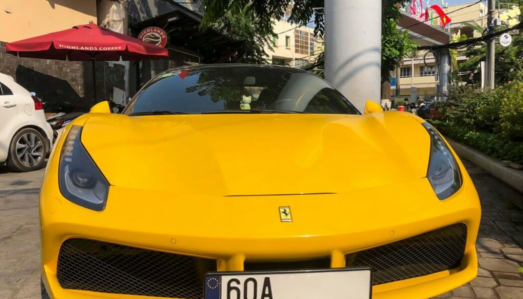Ngắm nhìn vẻ đẹp của “siêu ngựa” Ferrari 488 GTB đầu tiên tại Đồng Nai