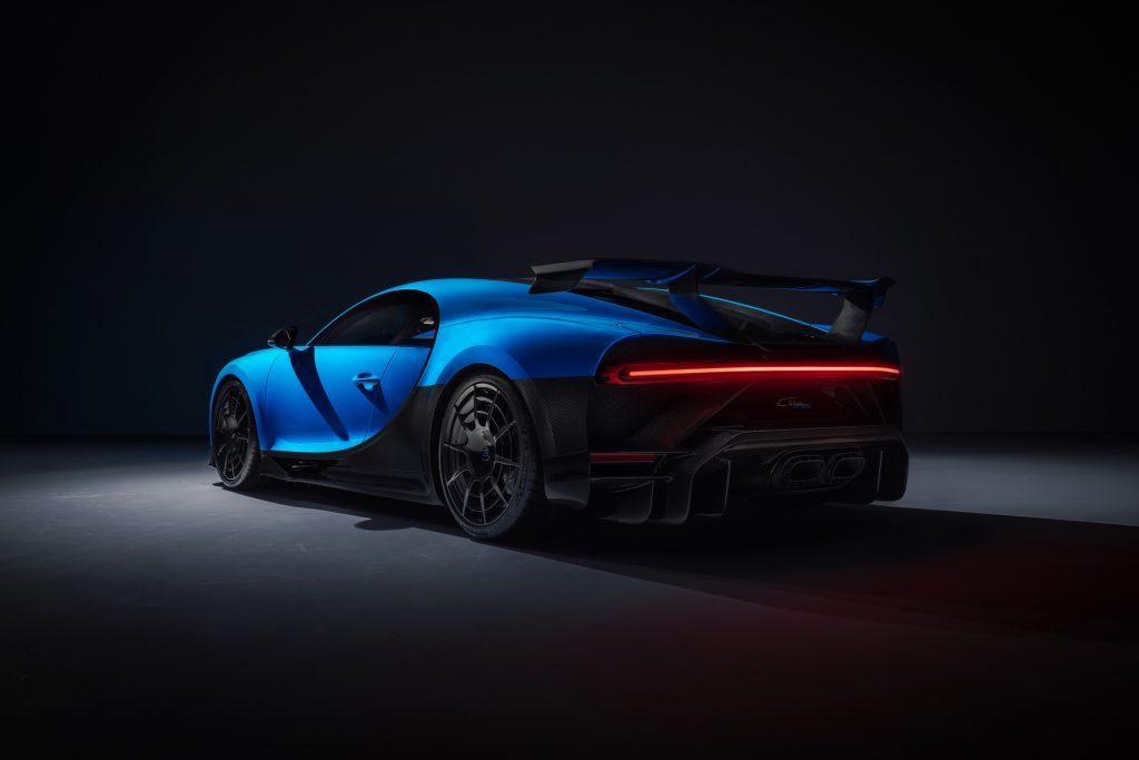 Bugatti-Chiron-Pur-Sport-2-1024x683-1-1024x683.jpg
