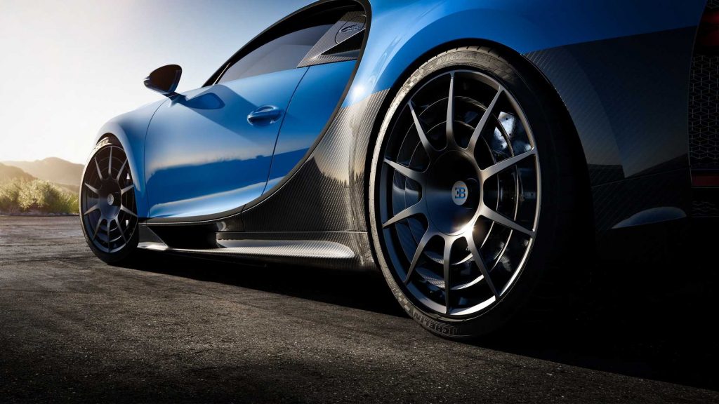 Bugatti-Chiron-Pur-Sport-30_result-1024x576.jpg