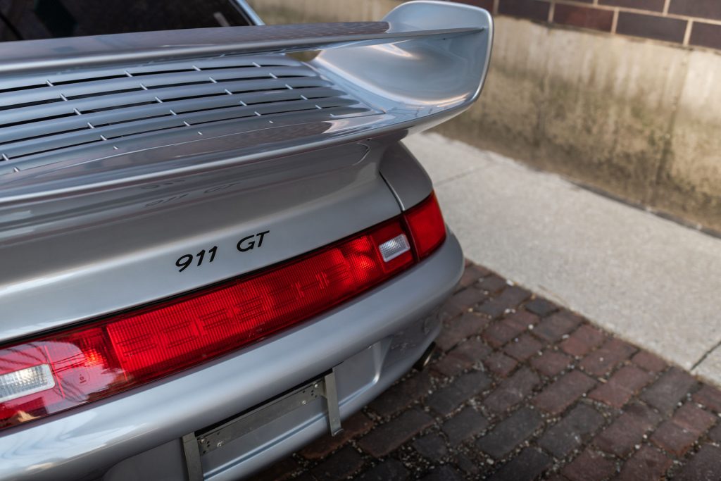 Porsche-911-GT2-21-1024x683.jpg