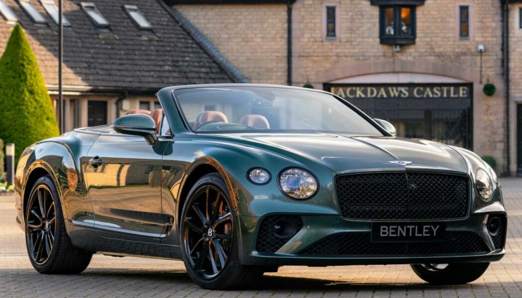 Bentley ra mắt phiên bản đặc biệt Continental GT Convertible “Equestrian”