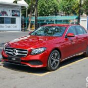 Mercedes E 180: Chiếc xe lý tưởng cho doanh nghiệp và dịch vụ chuyên chở 5 sao