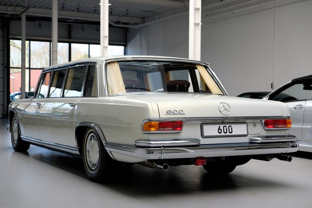 1975-Mercedes-Benz-600-Pullman-restomod-with-modern-Maybach-components-61-1024x682.jpg