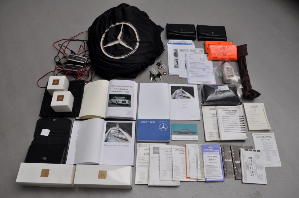 1975-Mercedes-Benz-600-Pullman-restomod-with-modern-Maybach-components-9-1024x680.jpg