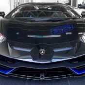 Chiêm ngưỡng Lamborghini Aventador SVJ 63 với phối chuyển màu xanh-đen nổi bật