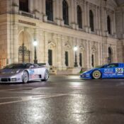 Dạo một vòng quanh Ringstrasse cùng bộ đôi xe đua Bugatti EB110